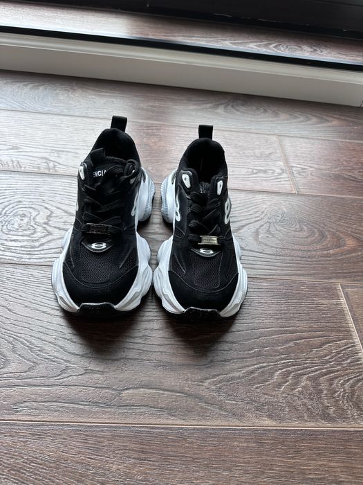 Balenciaga сникърси