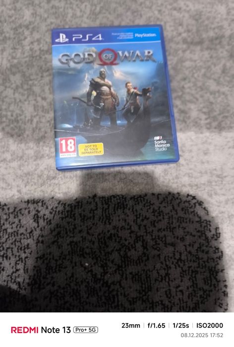 Ps4 pro със 6 игри