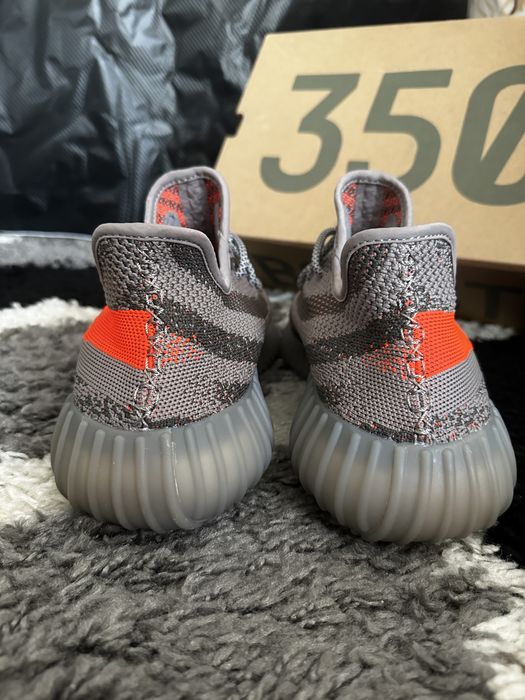 Yezzy 350.