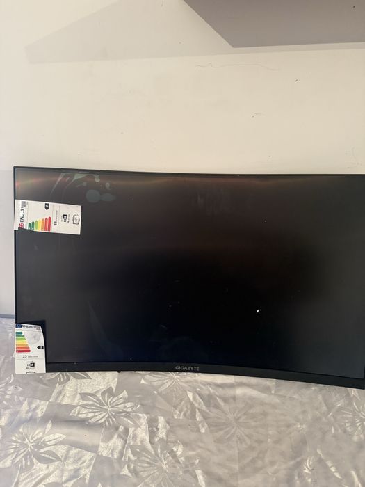 Monitoare Defecte Samsung Gigabytes