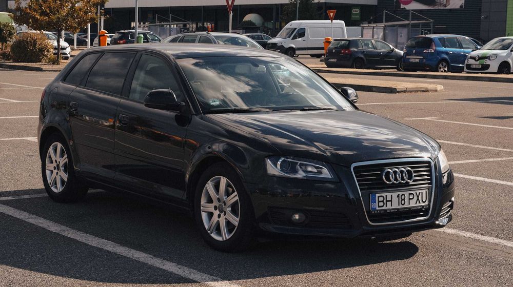 Audi A3 8P 2009 Facelift 2.0 TDI 140CP bi-xenon + set anvelope iarna