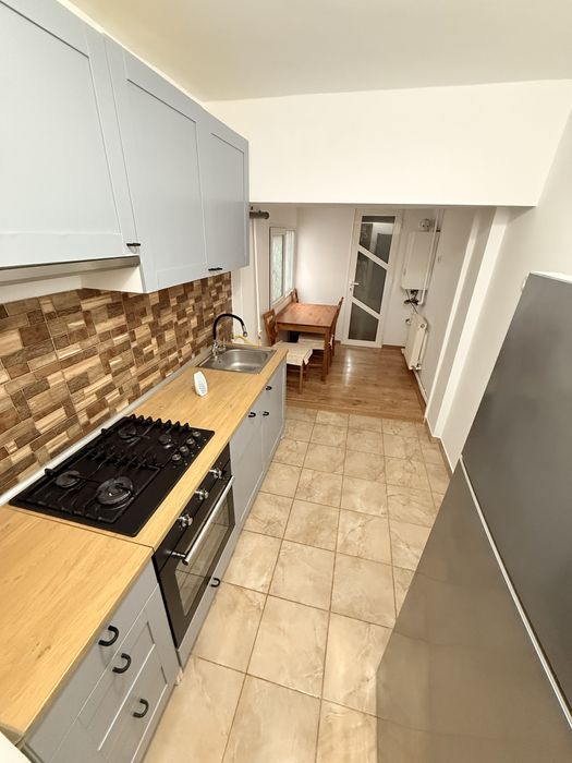 Apartament cu 3 camere