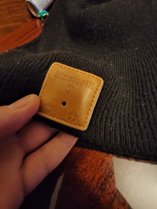 Căciulă/fes Bluetooth