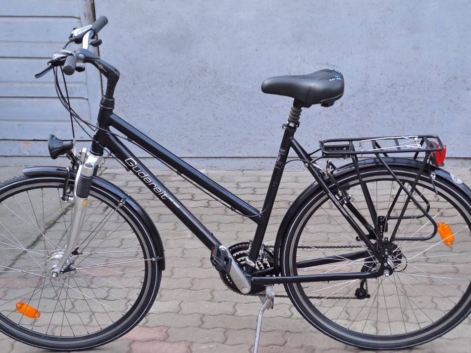 ***bicicleta de dama pe 28" ***