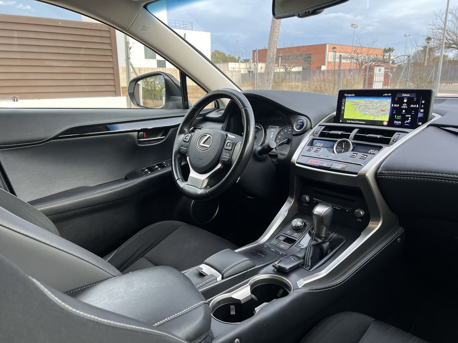 LEXUS NX 2.5 300H 197cp Hybrid Aut.