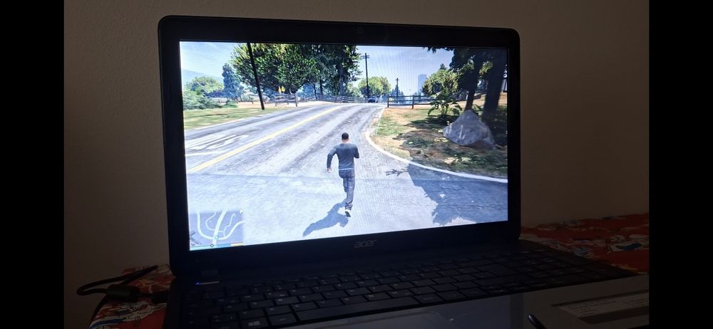 Laptop Gaming cu jocuri instalate Gta 5