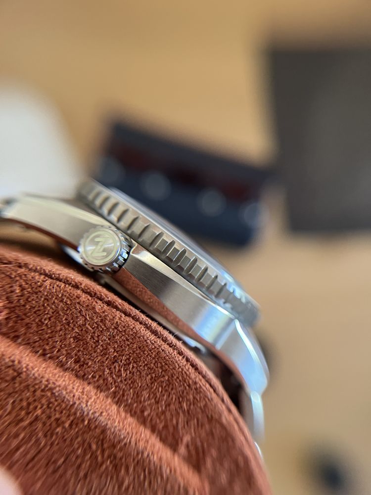 Часовник Zelos Mako 300m Diver Lagoon Blue
