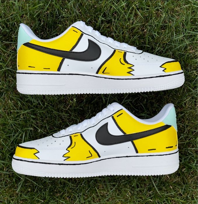 Nike Air Force 1 - Custom Pikachu 40.5