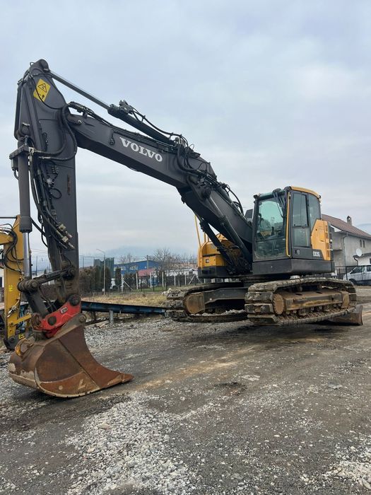VOLVO EC 235 L AN 2016 !
