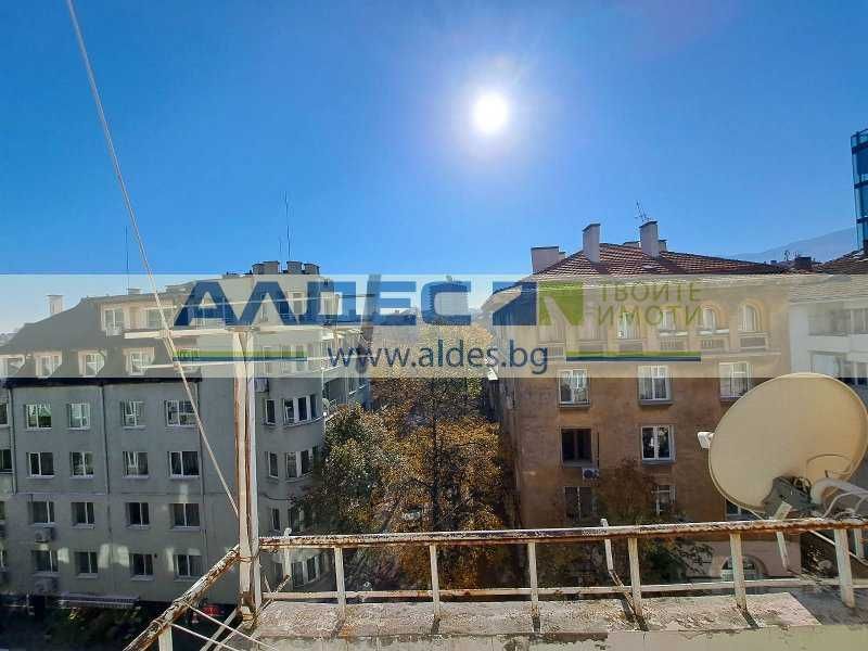 Продава се Двустаен апартамент в София, Център - 71 кв.м за 3944 €/кв.м - Снимка #5