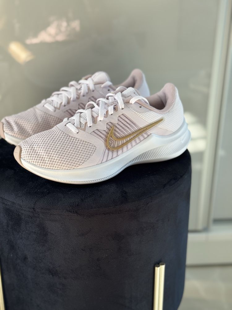 Маратонки на Nike