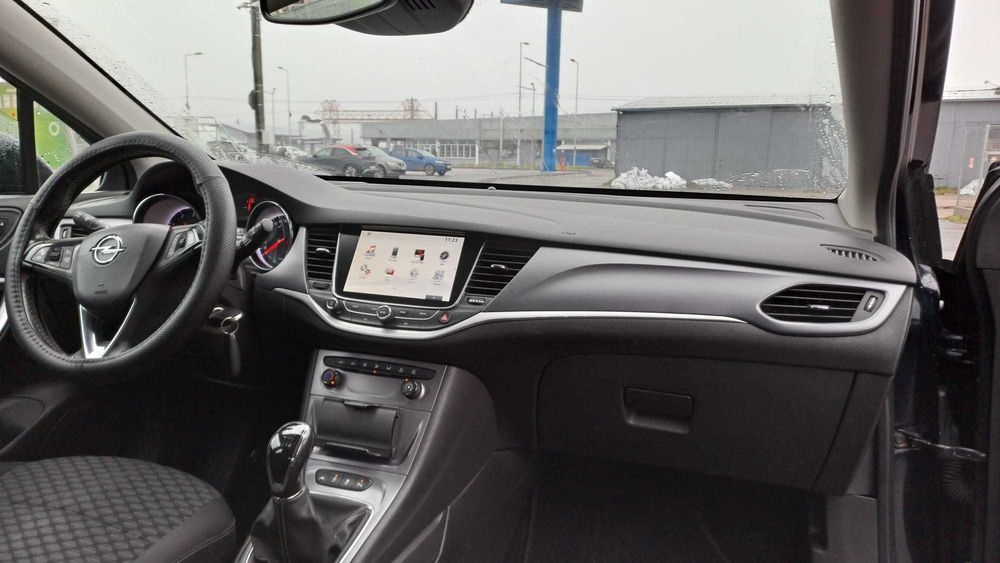 Opel Astra K 2019, inmatriculat