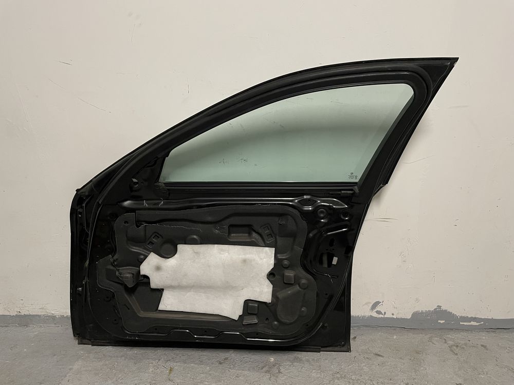 Usa farta dreapta BMW Seria 5 F10 F11 Culoare negru metalizat