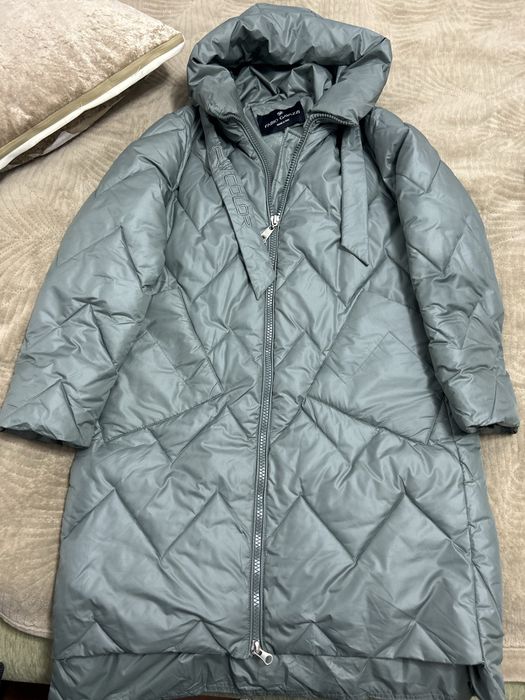 Продам зимний итальянский пуховик fabio gavazzi