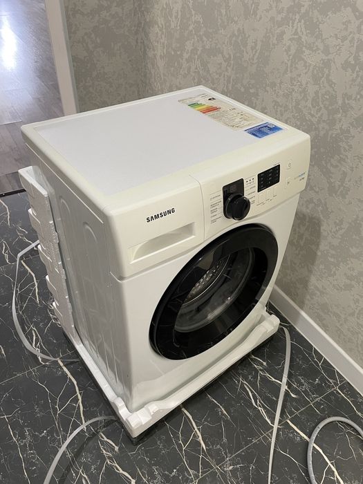 Продам стиральную машину Samsung