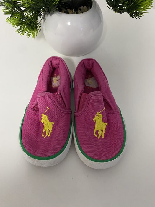 Pantofi pentru fetite