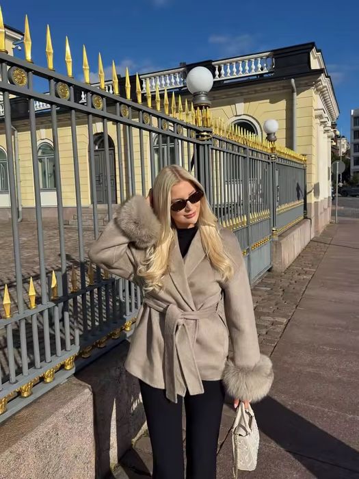 Palton din lana 100/100 cu blana vulpe