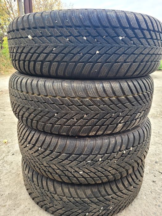 4Anvelope iarnă Nokian 185/65 R15