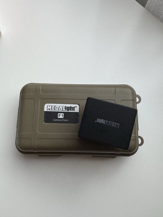 Sony Zv-1 + светкавица Megalight