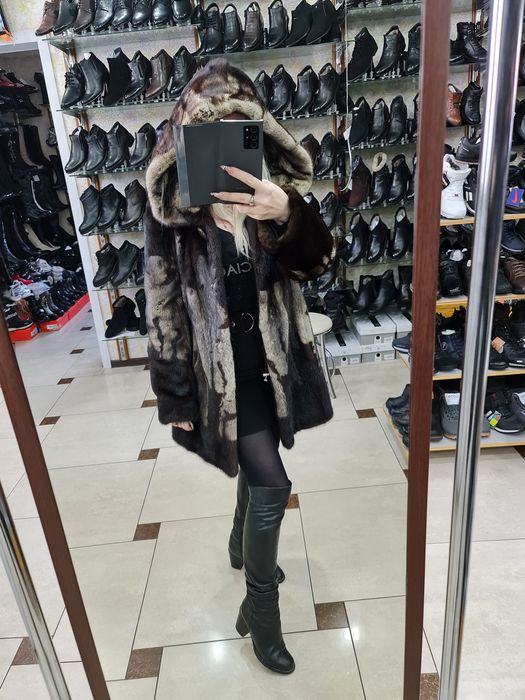 НОРКОВАЯ,новая,Очень красивая ГРЕЧЕСКАЯ норковая шуба идеальная.