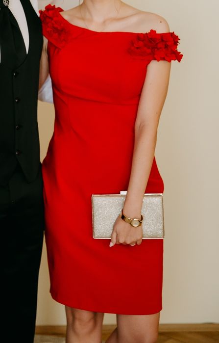 Rochie rosie eleganta