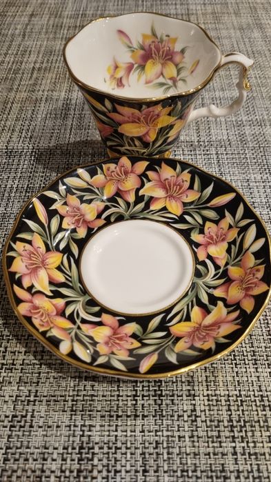 Royal Albert Provincial flowers