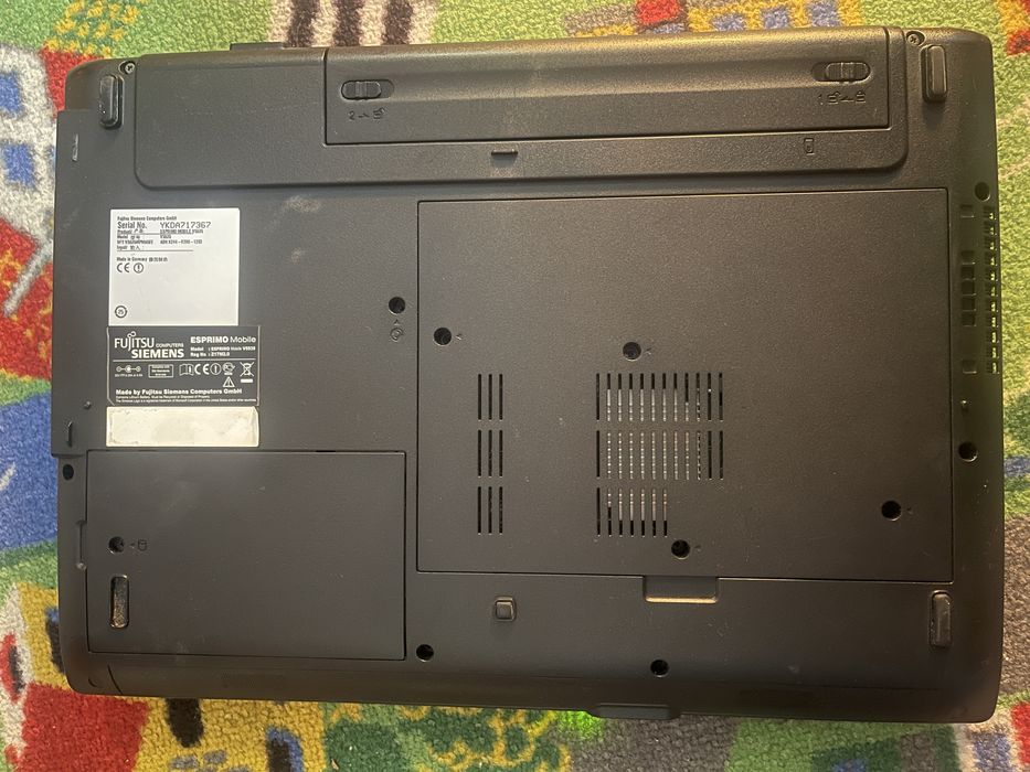 Laptop fujitu , vechi 60 ron