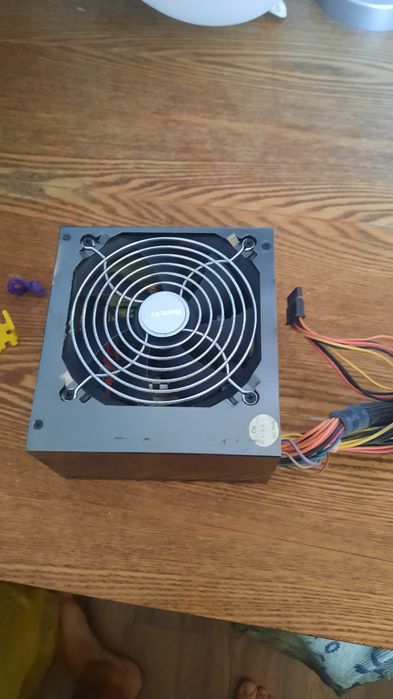 Продам блок питания  для пк 450w
