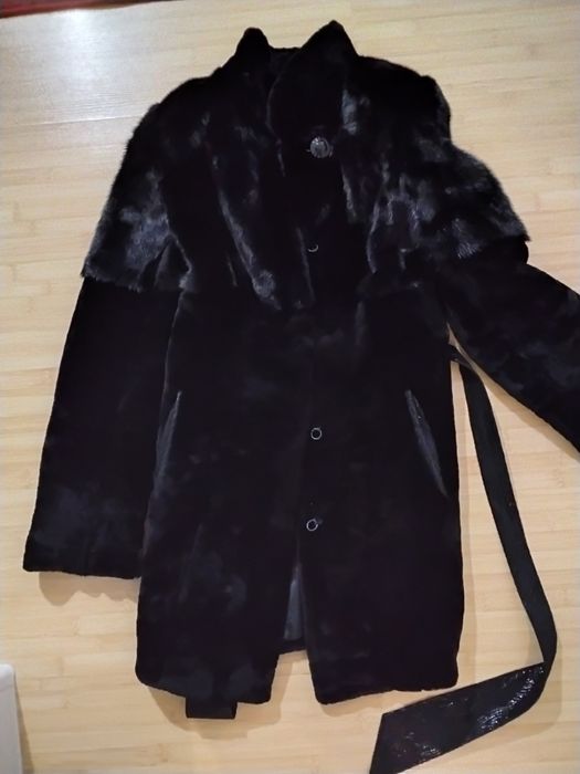 Продам шубу норкавую