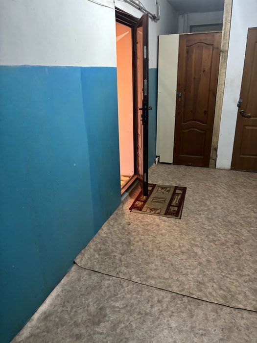 Продам 1 конатную квартиру в жилгородке рядом с рынком