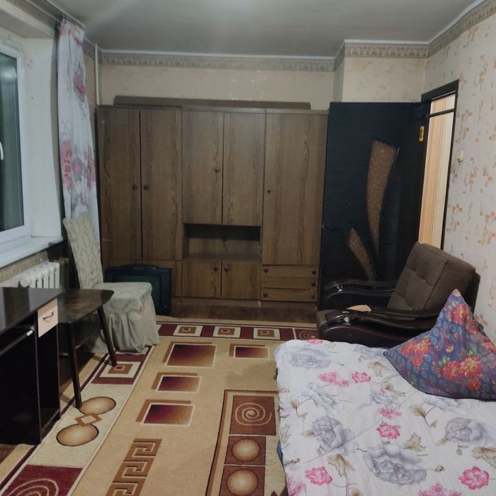 Сдается Чиланзар 25 кв 1 ком переделаныый в 2 ком