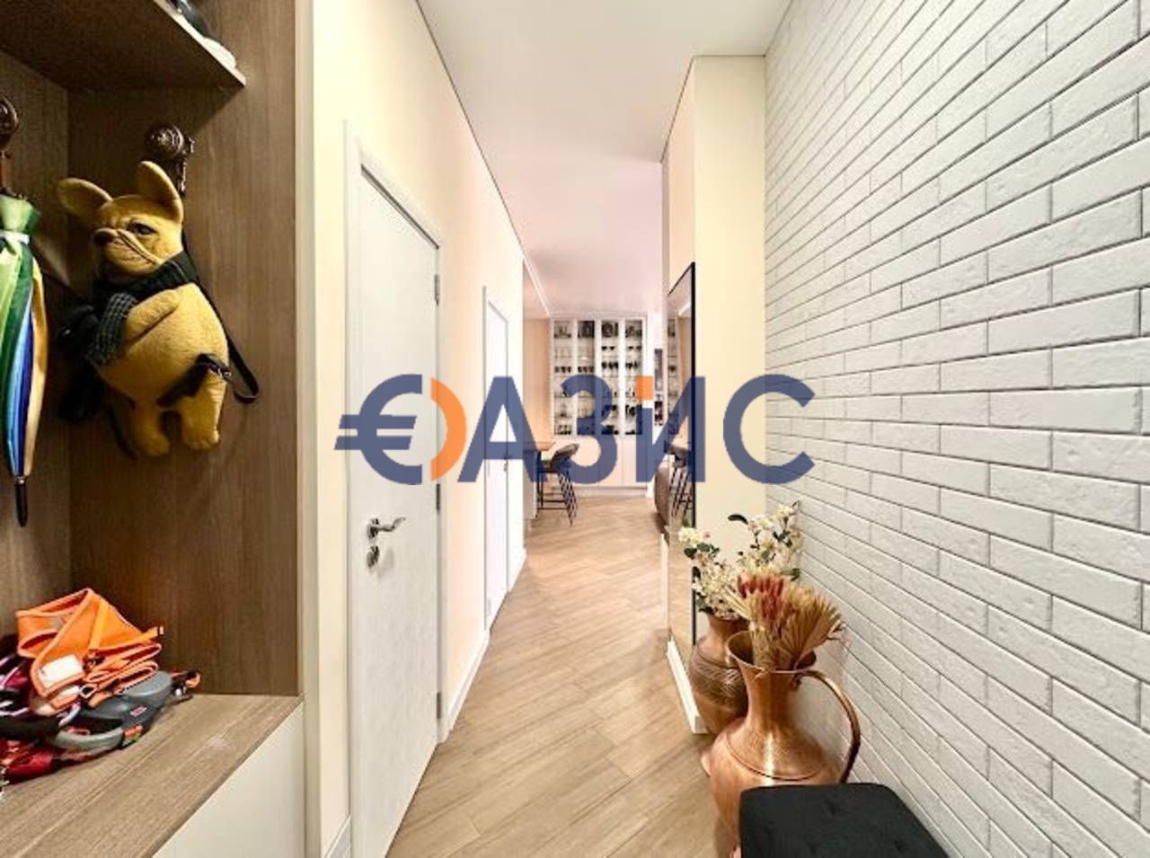 Продава се Тристаен апартамент в с. Равда, Област Бургас - 150 кв.м за 1734 €/кв.м - Снимка #2