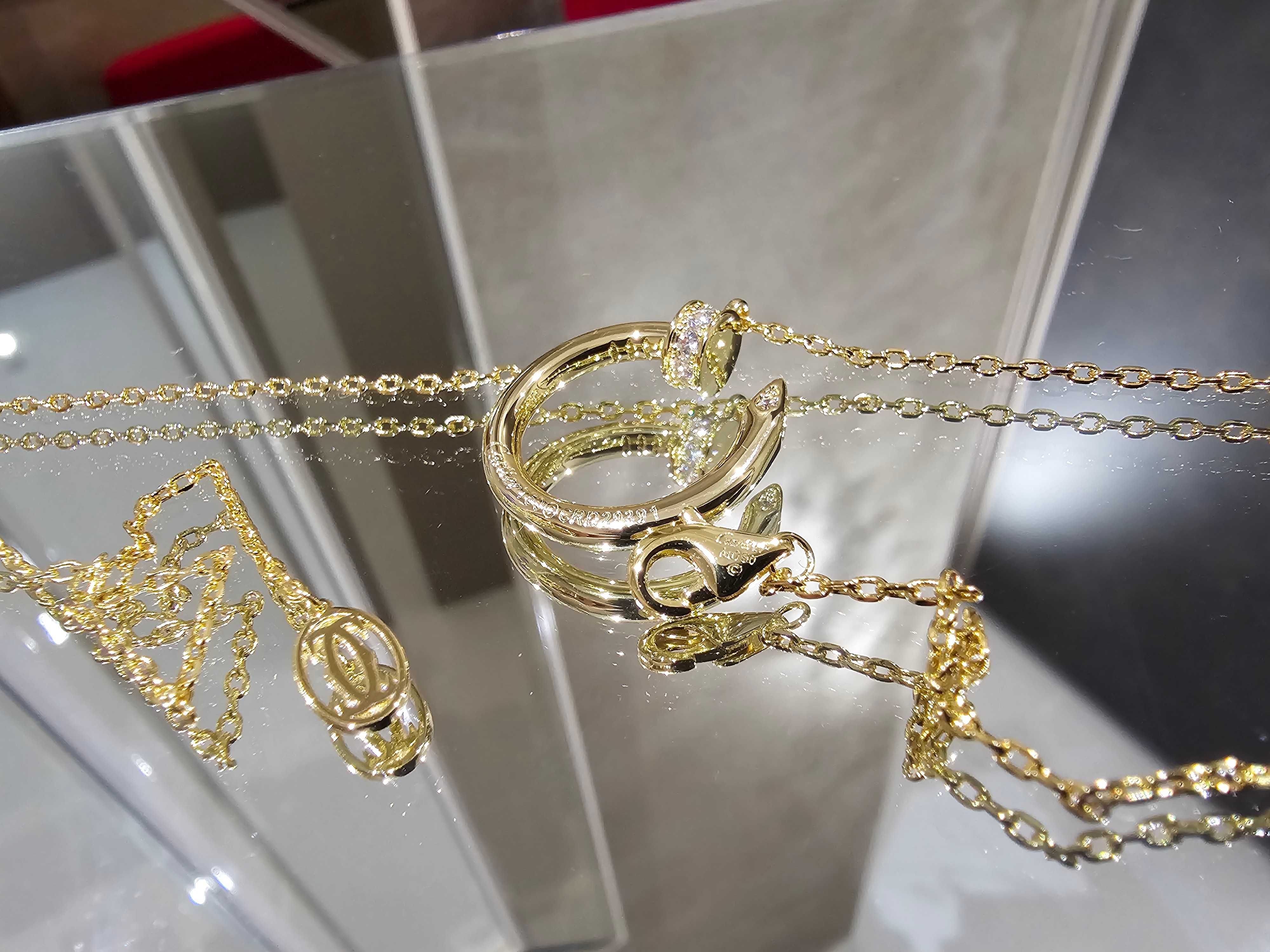 CARTIER Nail Juste un Clou Gold Diamonds Pendant Дамско Колие Пирон