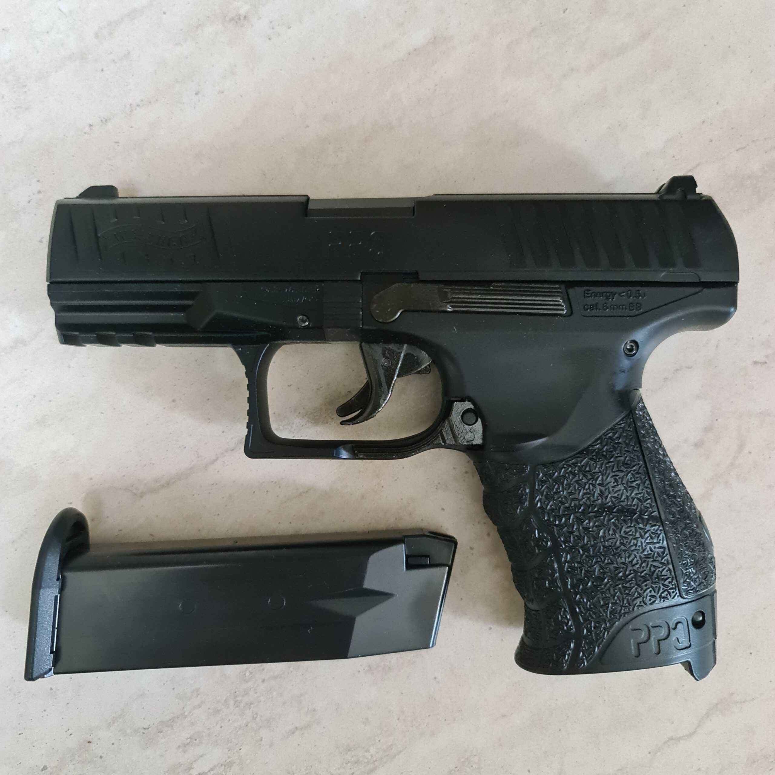 Pistol airsoft Walther PPQ HME full metal spring