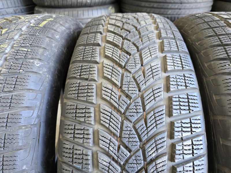 235/60/18 GOODYEAR 4бр
