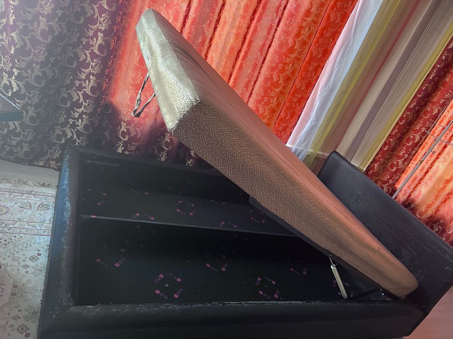 Кровать Zeta, б/у