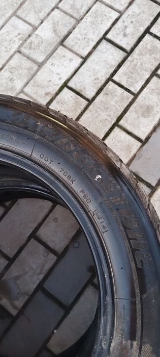 Vand 2 anvelope de vara 150/lei/buc  si 2 de iarna 50/lei/buc