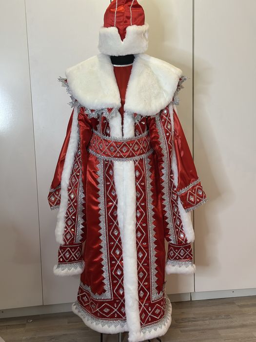 Прокат и продажа костюмов Деда мороз и снегурочка