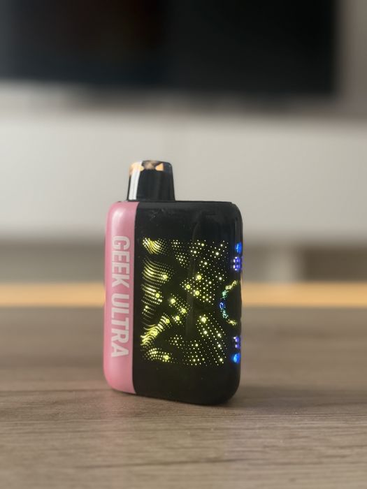 Vape Geek Bar Pulse X 40000 puffs reincarcabil cu display premium