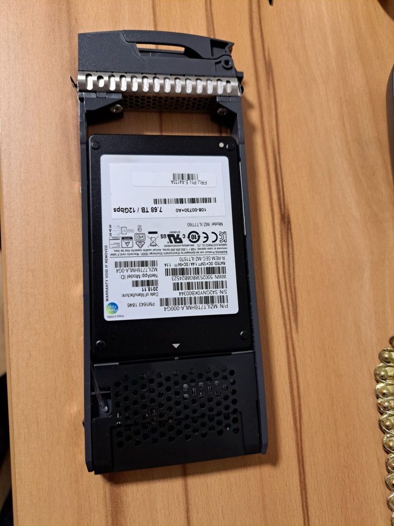SSD SAS 7,68 TB Samsung