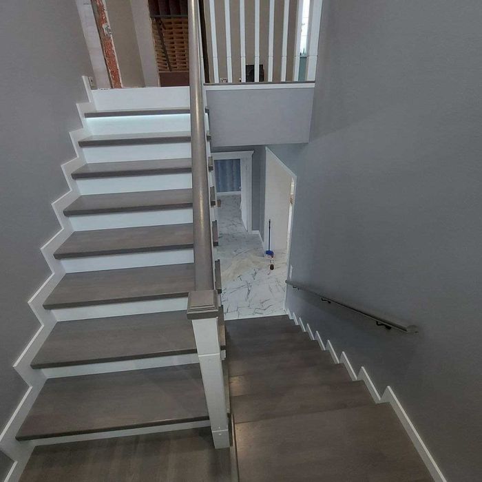 Изготовление Лестниц , Столы из массива , инсталляции из дерева. Декор