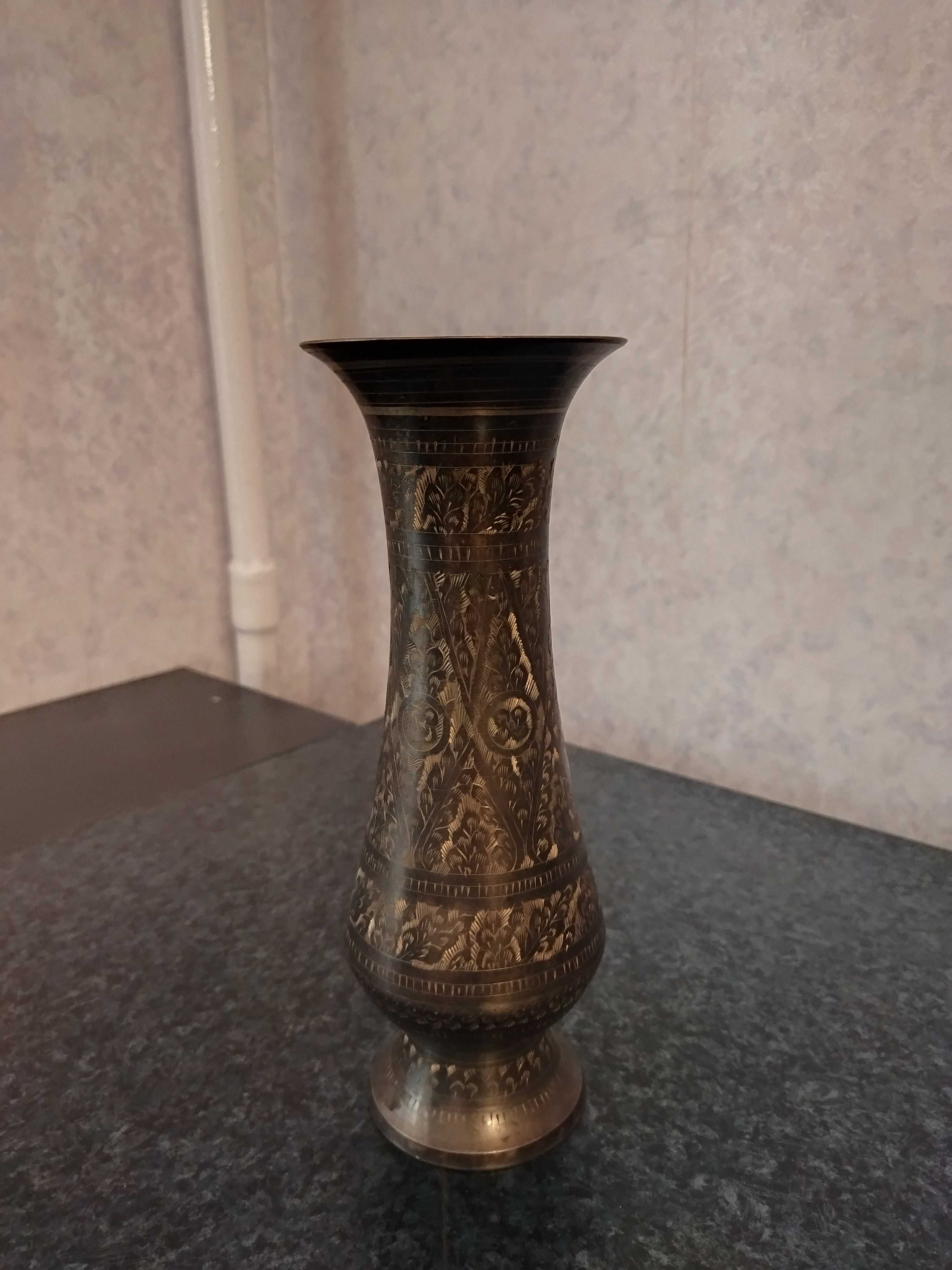 Вазы (Индия),латунь,советское время+сувенир "Катана" (Пекин),оригинал.