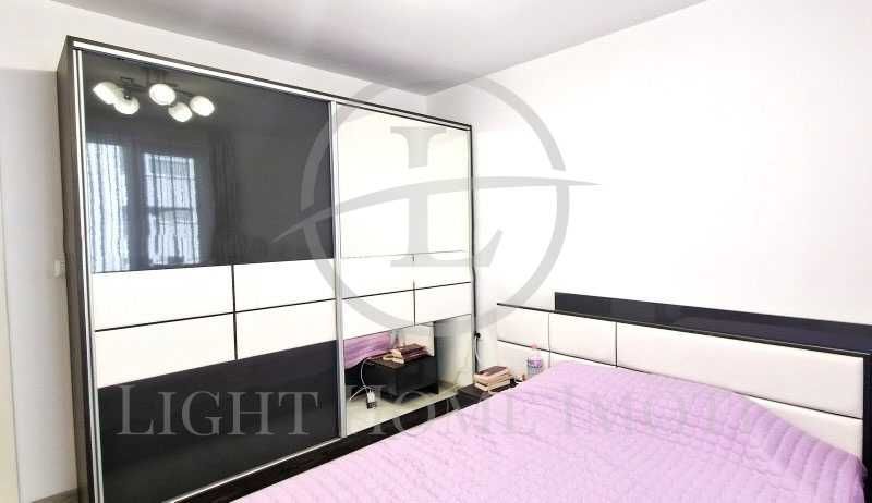 Продава се Тристаен апартамент в Пловдив, Христо Смирненски - 97 кв.м за 1820 €/кв.м - Снимка #3