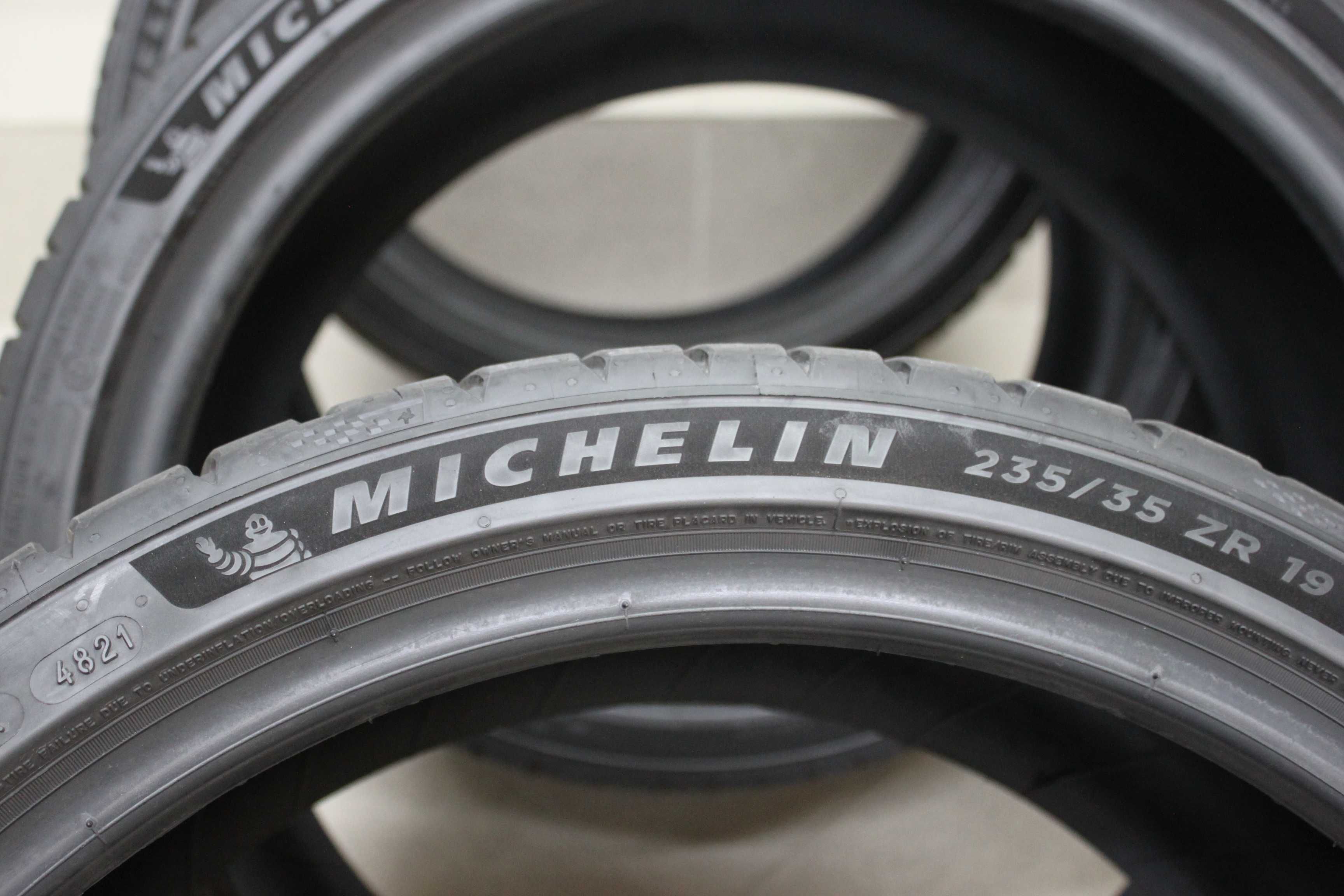 235/35-19 Michelin Pilot Sport 5