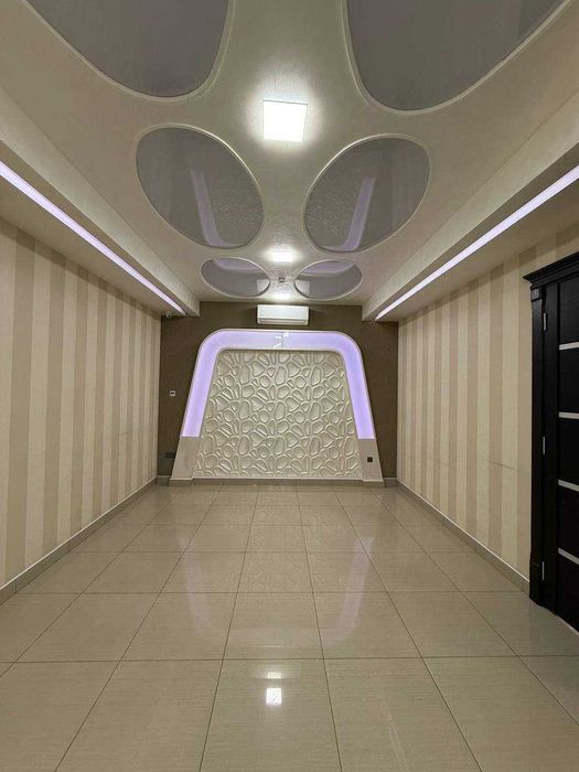 метро Ойбек/ Аренда Бизнес Центр 530м² и 1500м² , Гостиница Россия