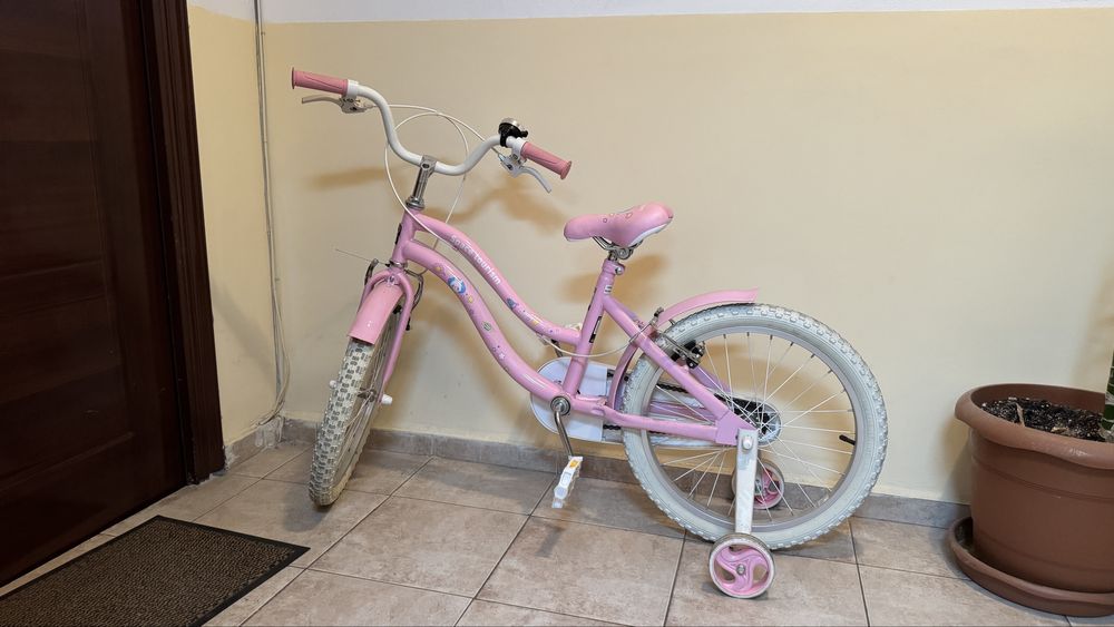 Продавам детско колело за момиче