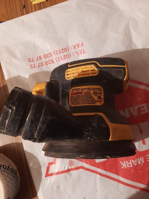 Devalt slefuito 20v brush