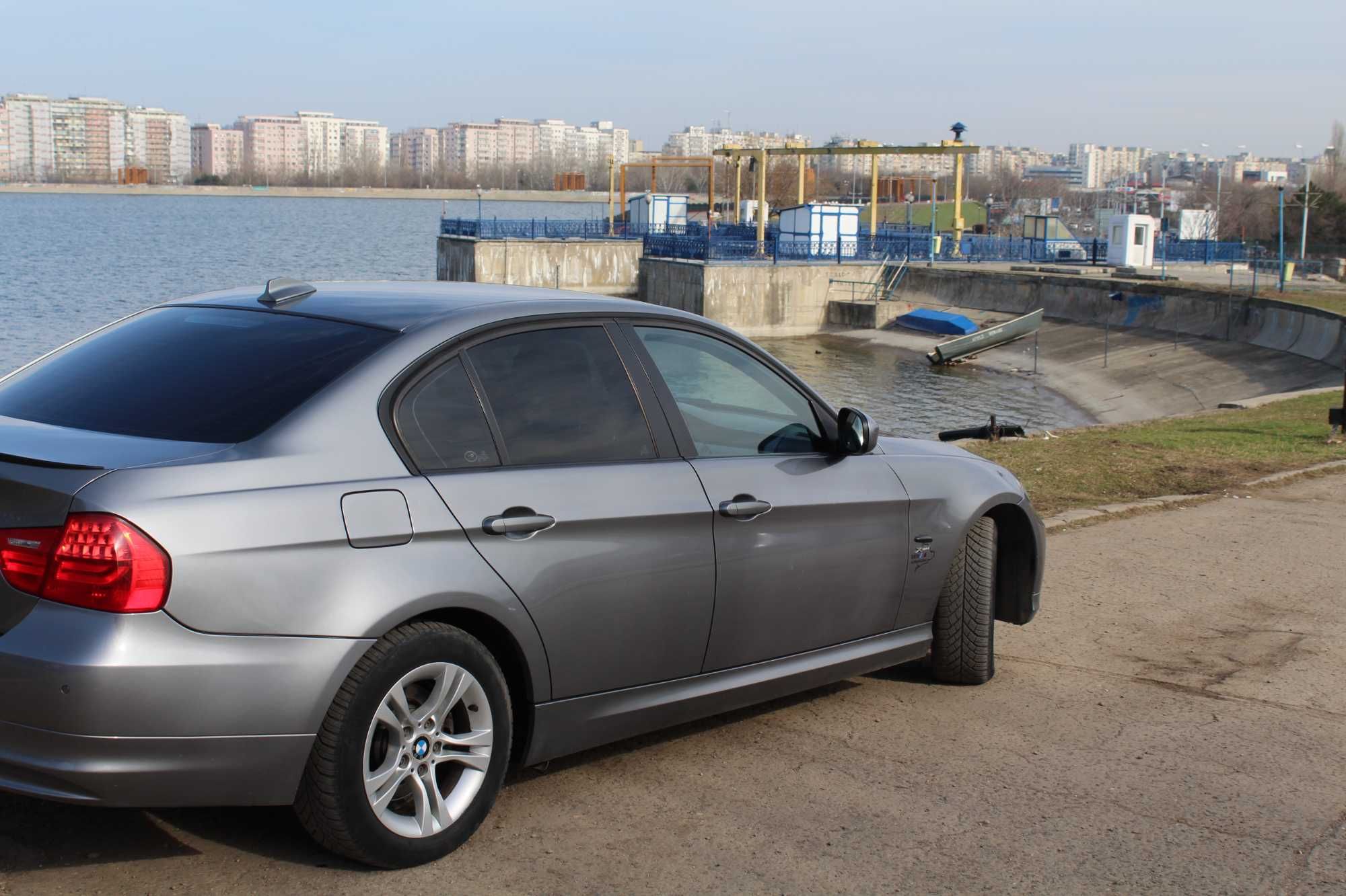 Vând BMW 320xd seria 3  E90 facelift Xdrive manual 2011