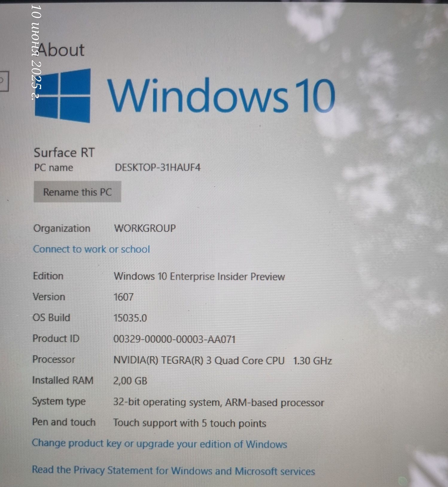 Планшет surface rt  windows 10t в отличном состоянии