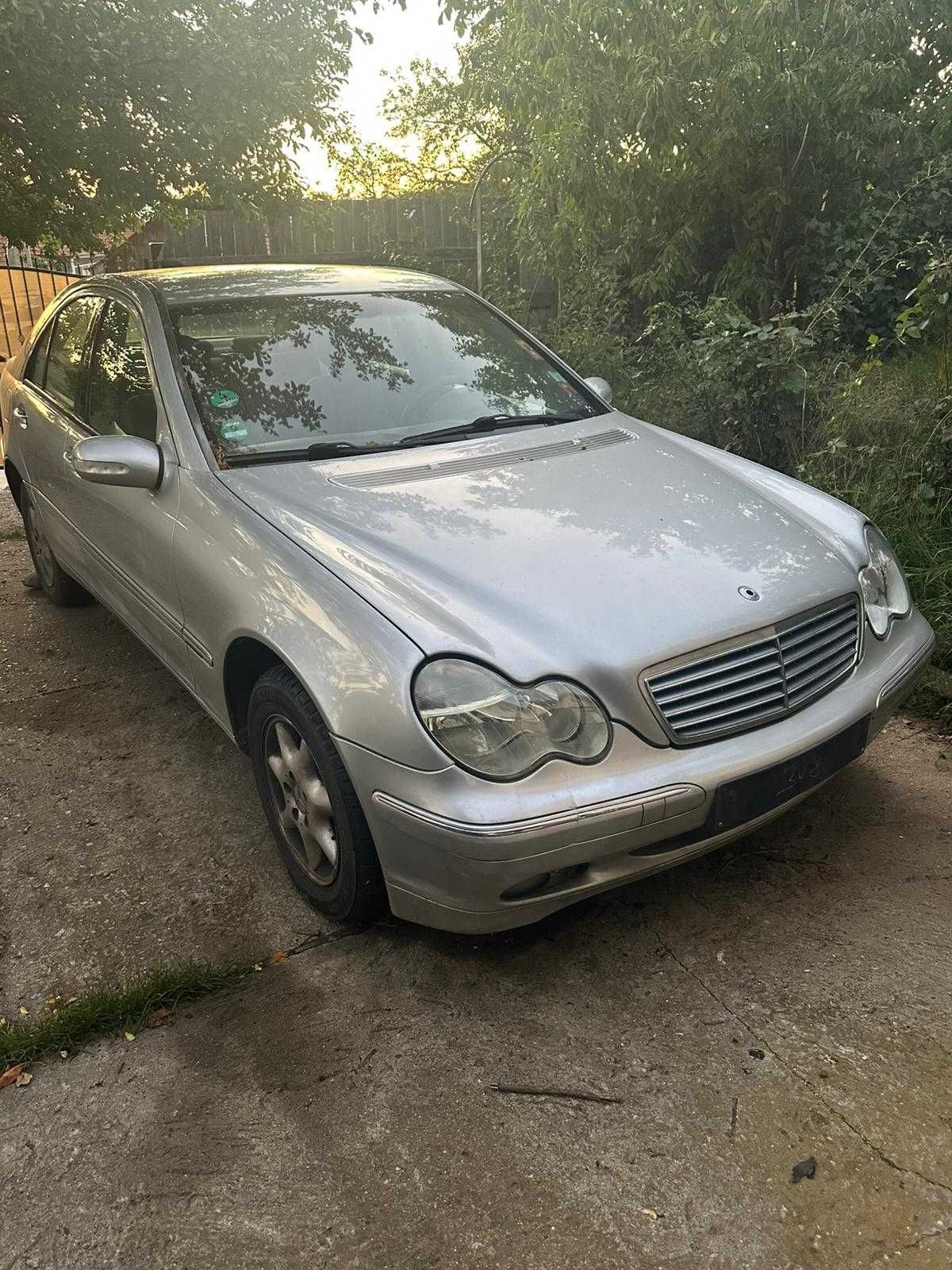 Vand Mercedes-Benz